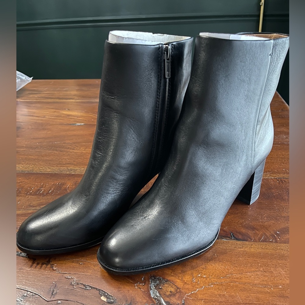 Madewell Mira Side-Seam Ankle Boot in Leather